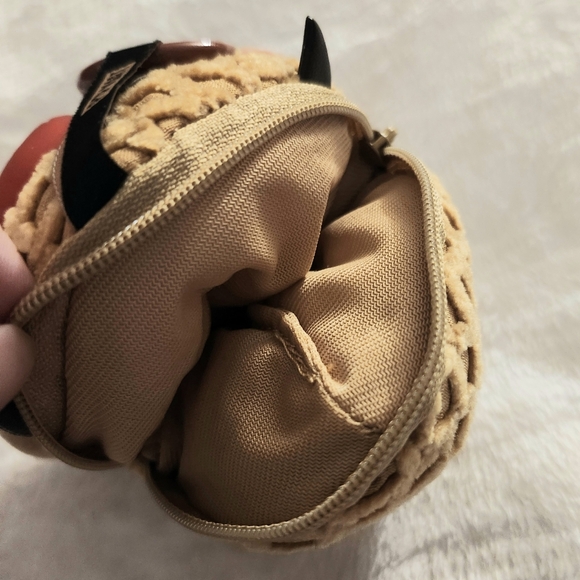 POP MART Skullpanda You Found Me Pranky Peanut Earphone Bag 🥜 - Picture 5 of 6